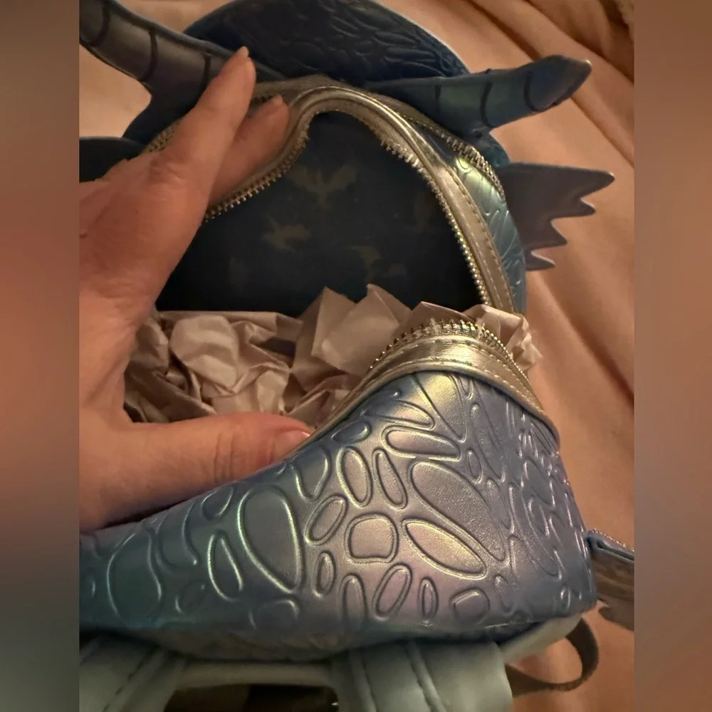 Loungefly 4th Wing Blue Dragon Backpack - Picture 3 of 3